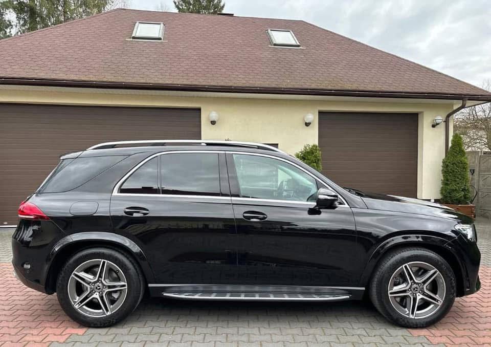 Mercedes Benz