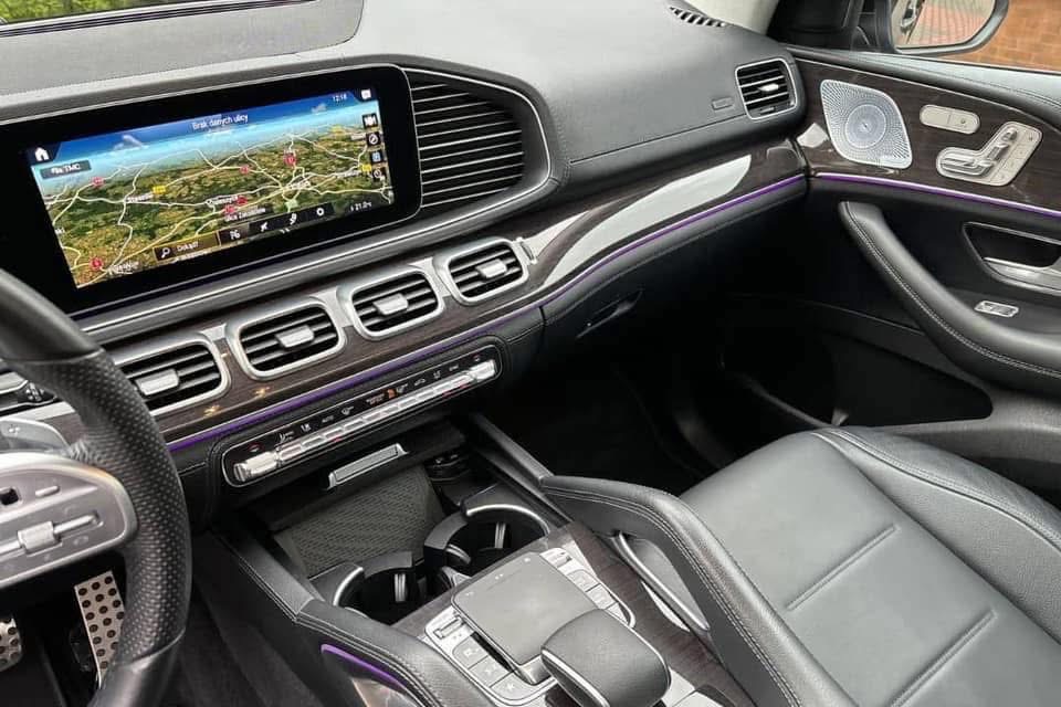 Mercedes Benz
