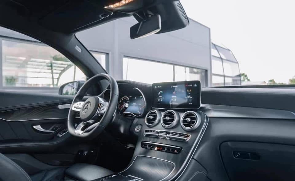 Mercedes Benz